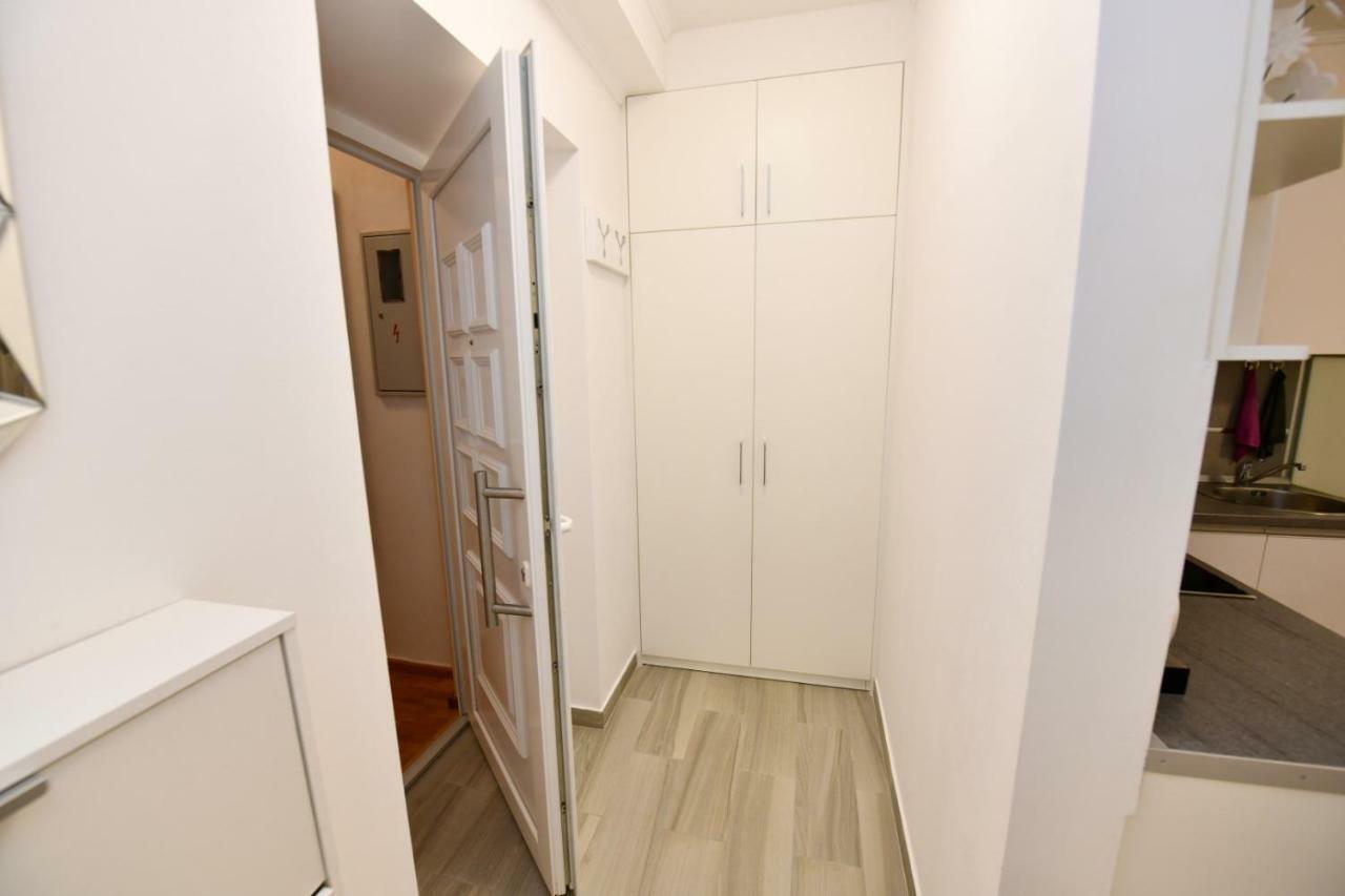 Apartment Cecilija Sinj Eksteriør billede